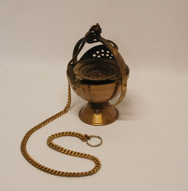Single chain thurible